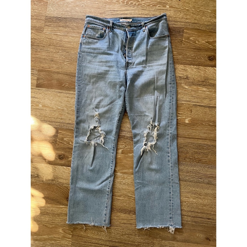 Levi’s Ribcage Straight Jean
